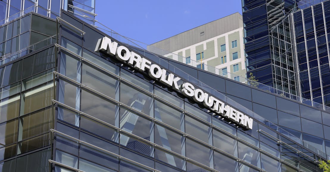 Norfolk Southern Files Motion to Dismiss Lawsuit Over Ohio Train Derailment Norfolk Southern Files Motion to Dismiss Lawsuit Over Ohio Train Derailment