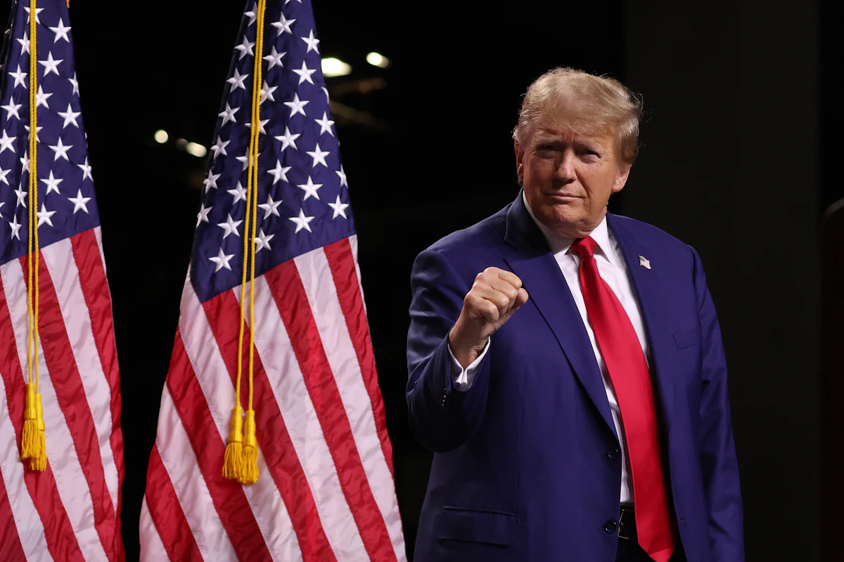 Here’s How Trump Is Responding to Being Named in Epstein Documents Here’s How Trump Is Responding to Being Named in Epstein Documents