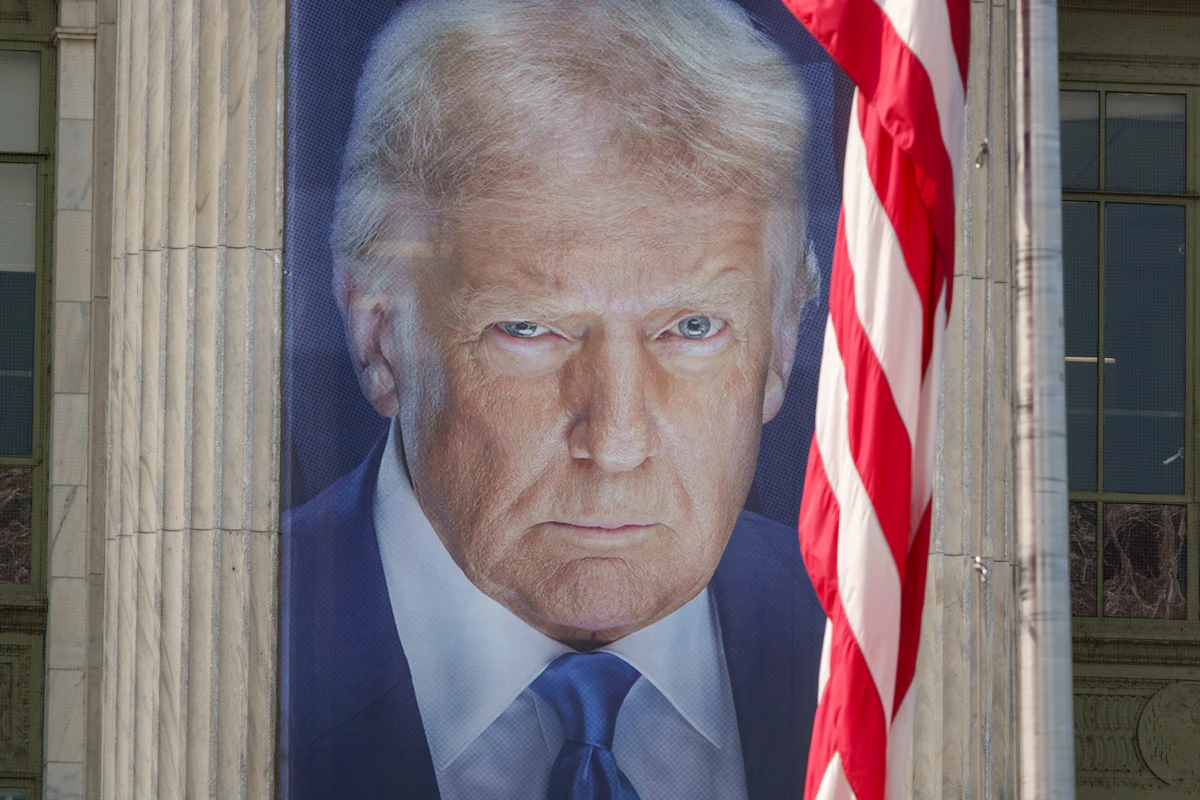 Trump Threatens Jail Time for Flag Burning as First Amendment Crumbles Trump Threatens Jail Time for Flag Burning as First Amendment Crumbles