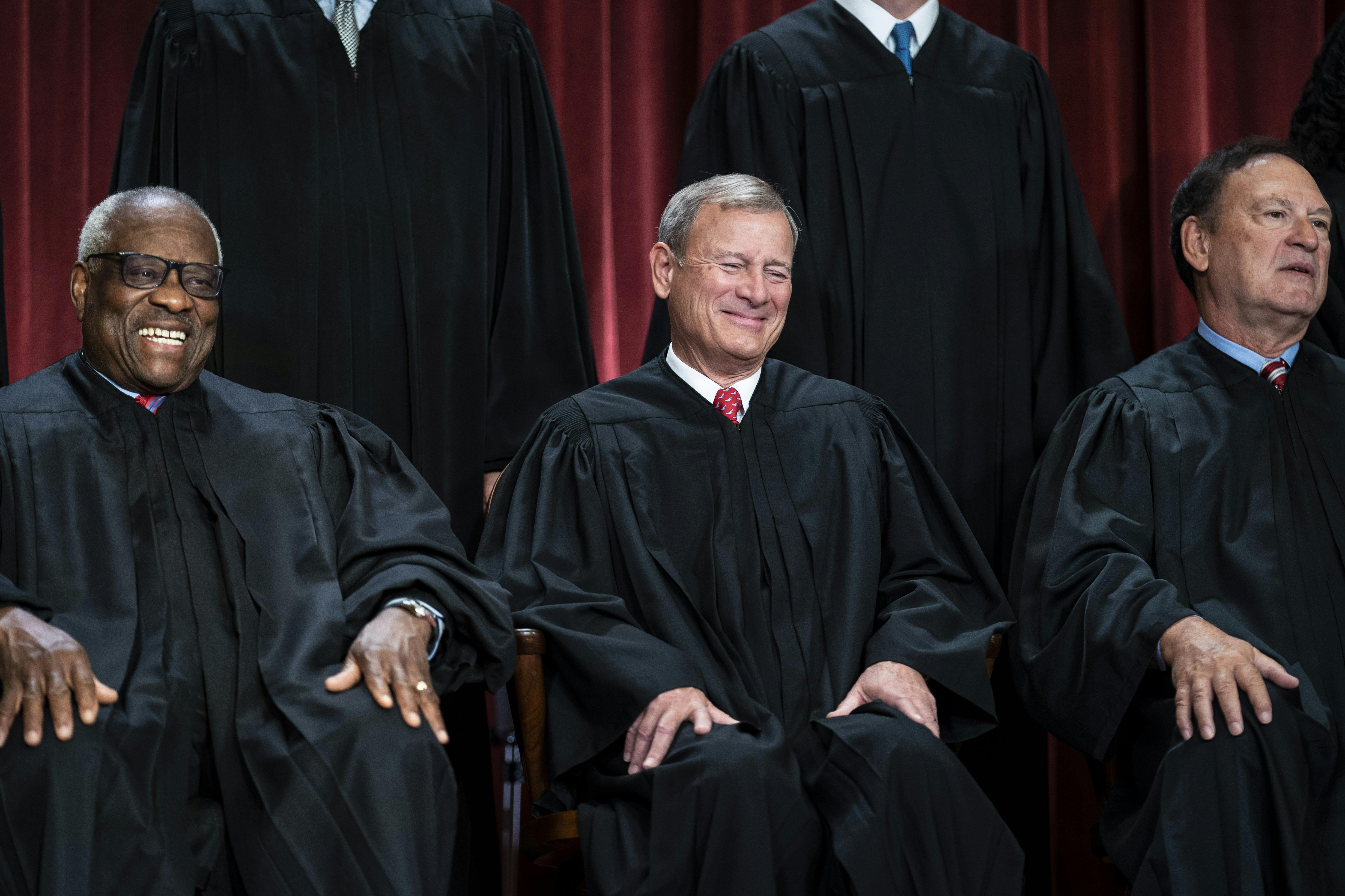 Supreme court outlet justices