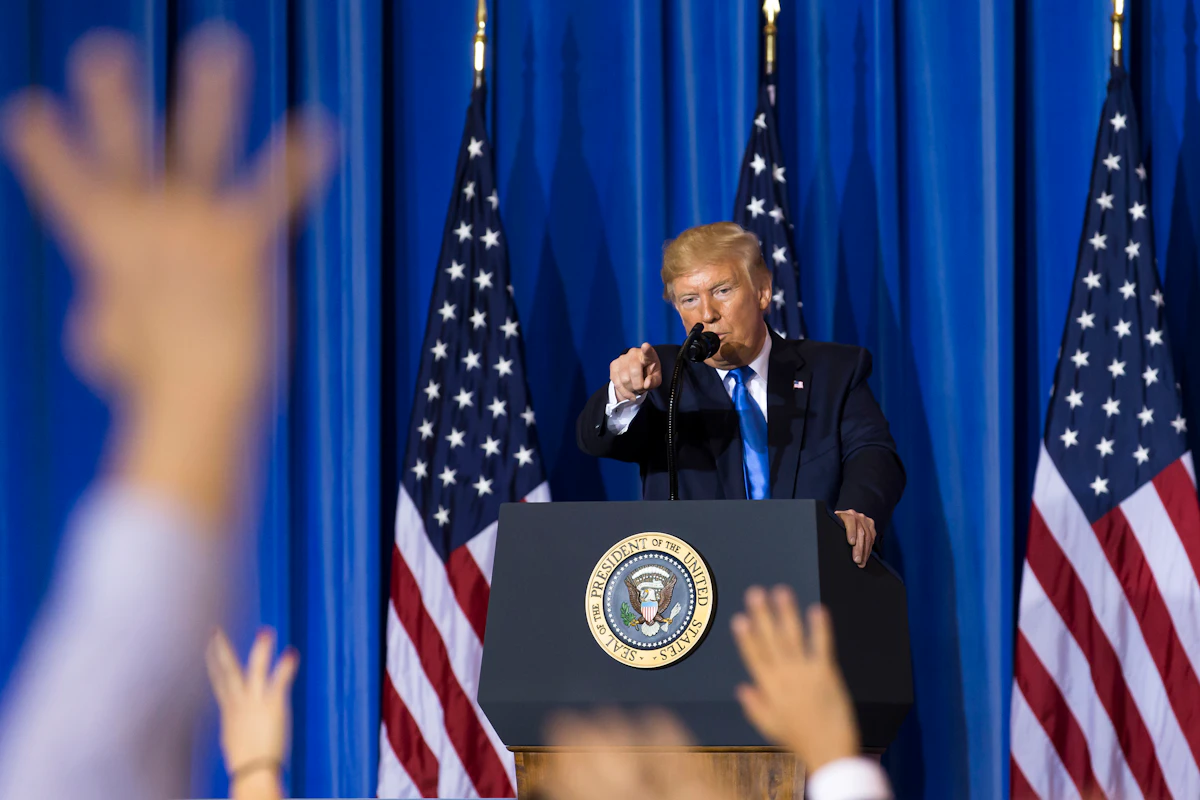 Save Journalism, Elect Trump Save Journalism, Elect Trump