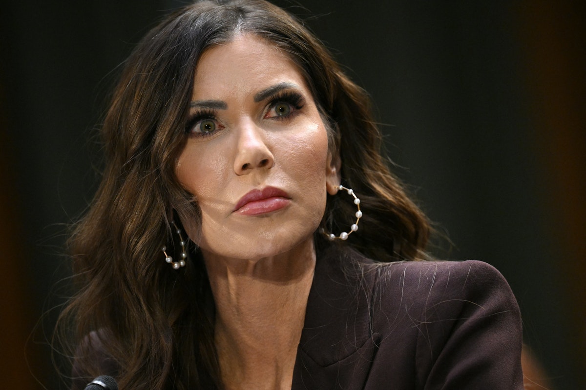 Noem Has Insane Defense for Calling Alex Pretti a Domestic Terrorist Noem Has Insane Defense for Calling Alex Pretti a Domestic Terrorist