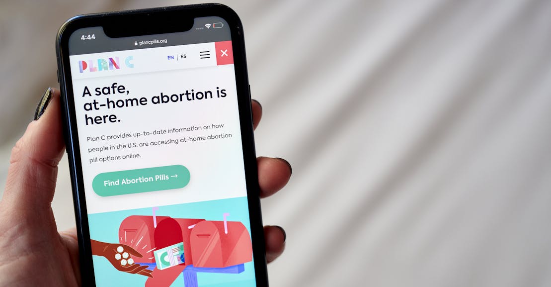A New Texas Bill Seeks To Ban Abortion Pill Websites Statewide A New Texas Bill Seeks To Ban Abortion Pill Websites Statewide