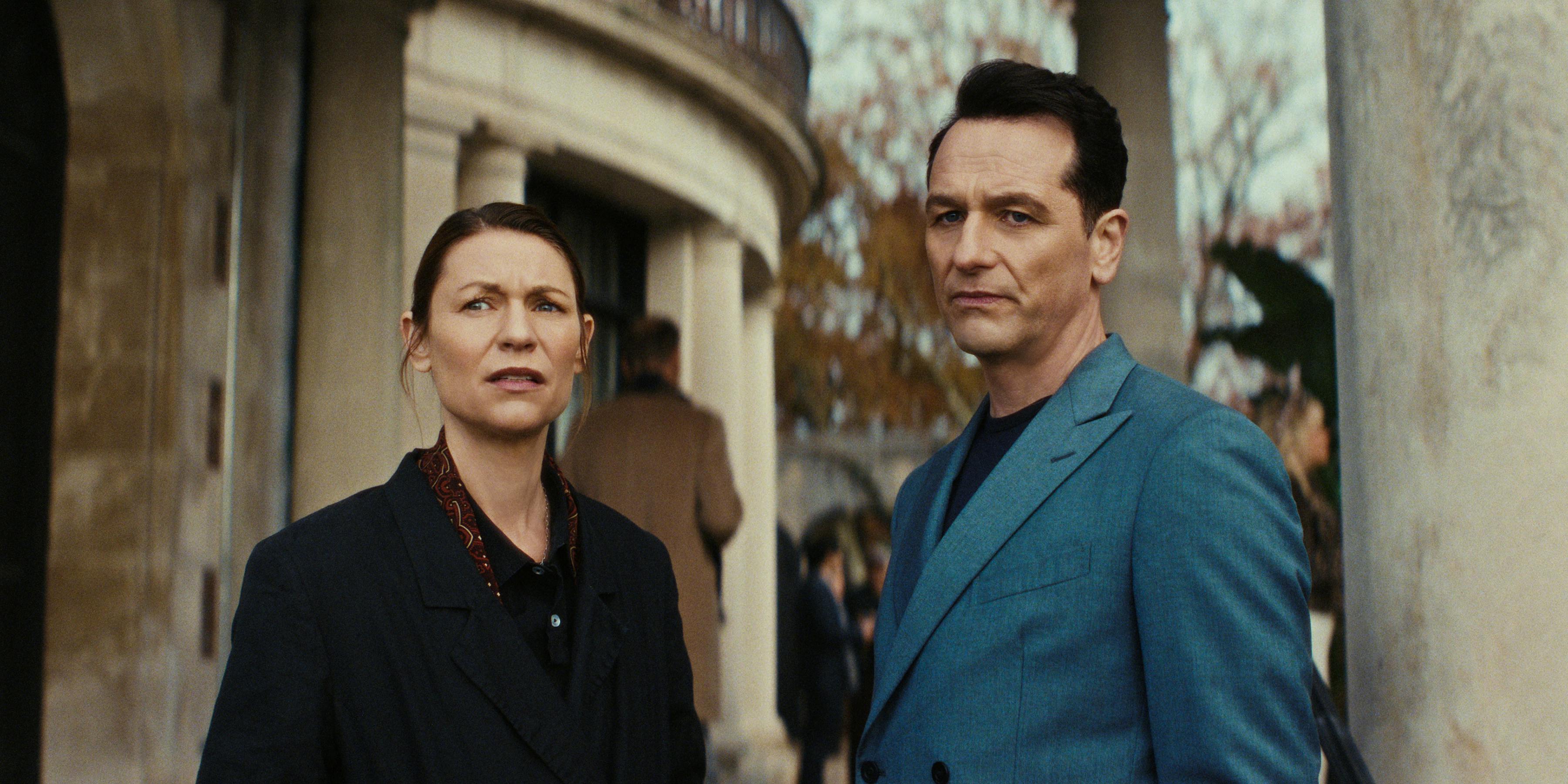Claire Danes as Aggie Wiggs and Matthew Rhys as Nile Jarvis in “The Beast in Me”