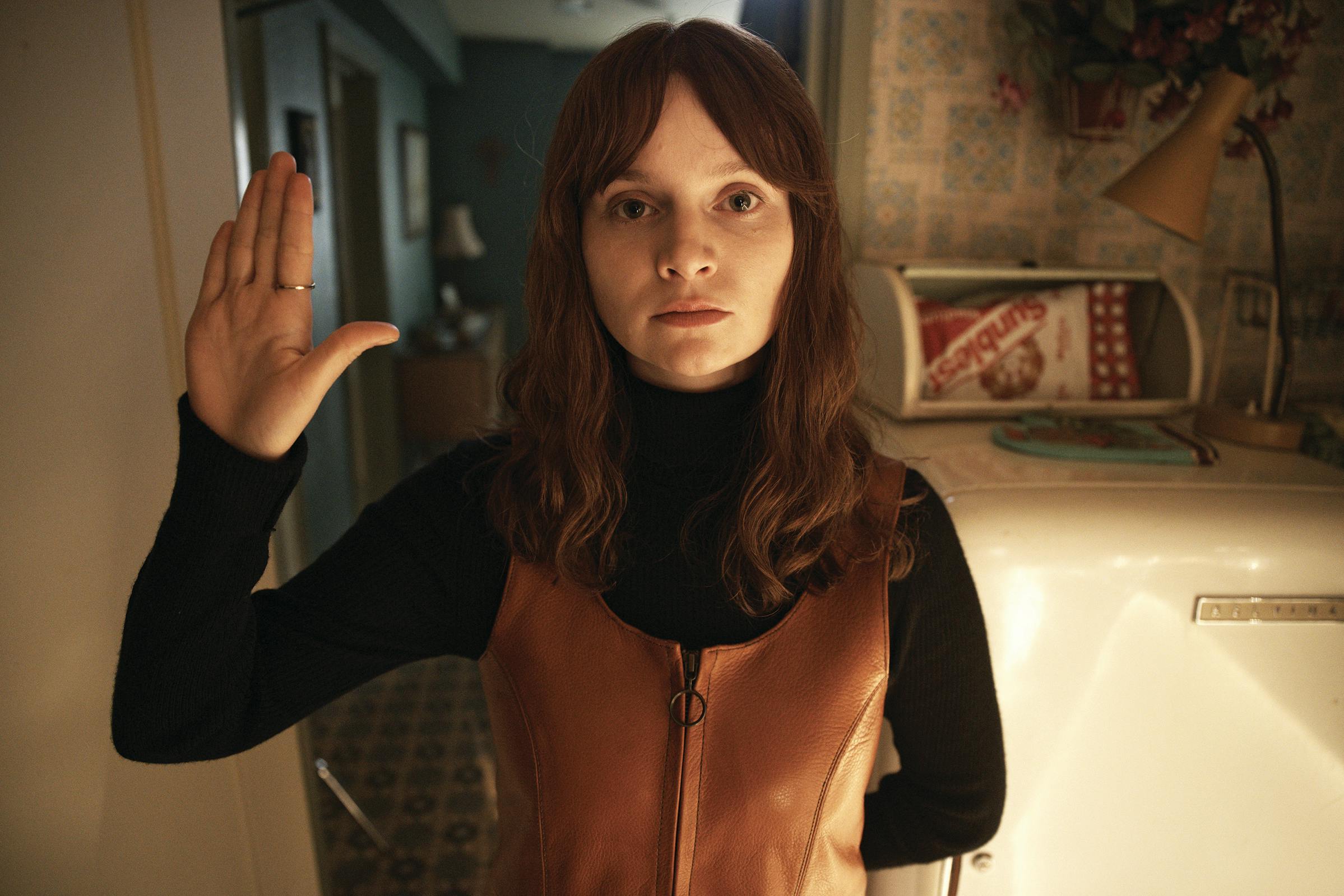 A still from the television show Say Nothing