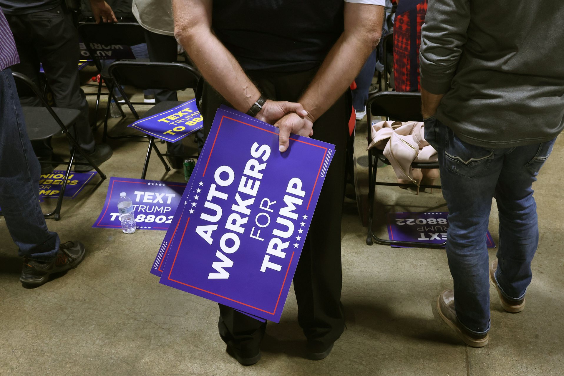 Everything About Trump’s Michigan Speech Was a Stunt—Including the Workers (newrepublic.com)