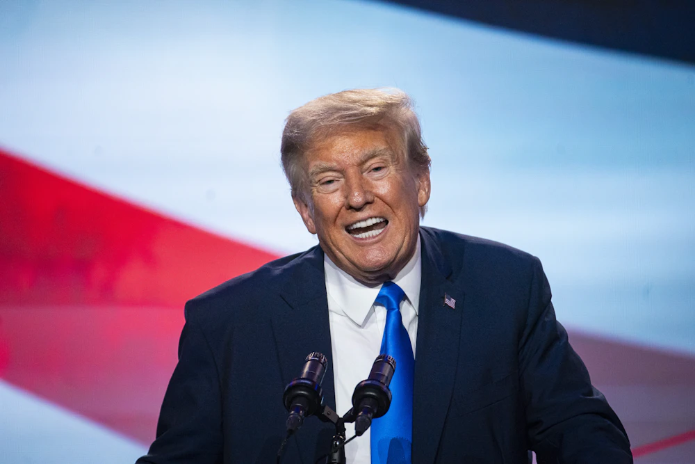 Trump Goes Full Deranged, Suggests Charging People He Doesn’t Like With Treason Trump Goes Full Deranged, Suggests Charging People He Doesn’t Like With Treason