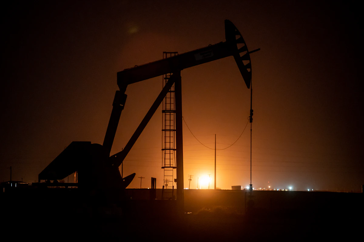 Big Oil Is Only Getting Bigger—and Meaner Big Oil Is Only Getting Bigger—and Meaner