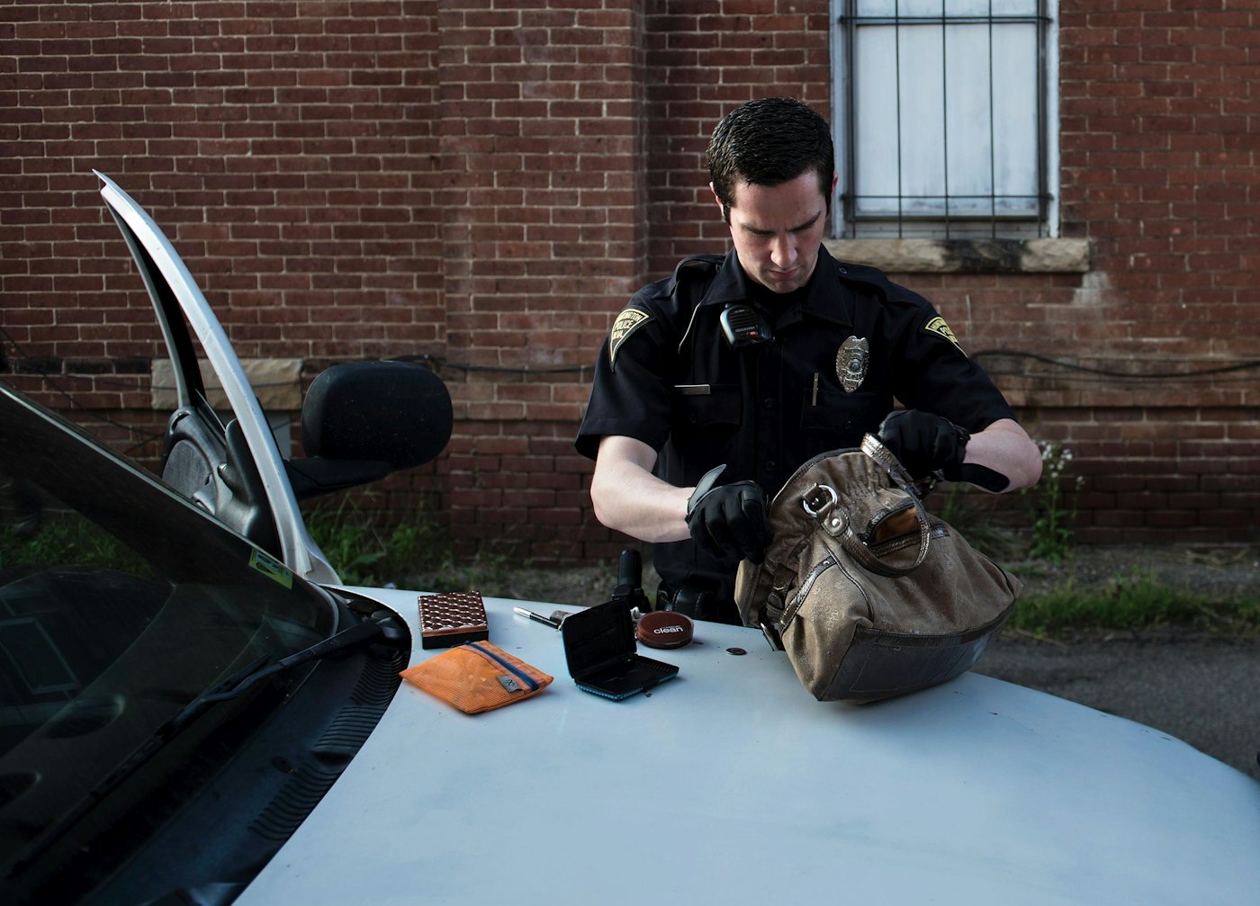 Should Cops Be Allowed to Rip Up Your Stuff While Looking for Drugs? | The New Republic
