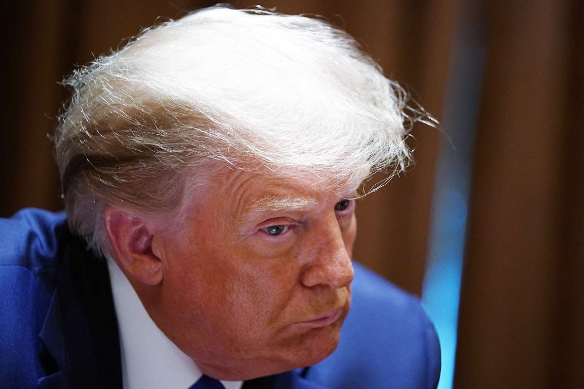 Trump’s Unbearable Temptation to Dump His Truth Social Stock Trump’s Unbearable Temptation to Dump His Truth Social Stock