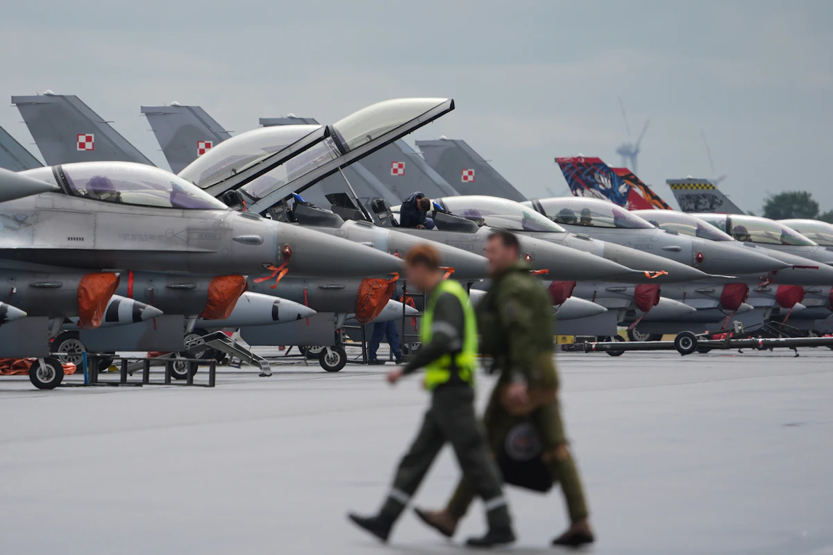 What Does Military Readiness Mean in a Warming World? What Does Military Readiness Mean in a Warming World?