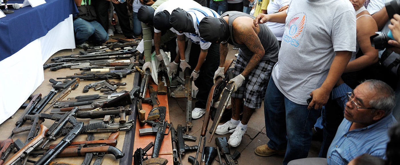 El Salvador weapons confiscation from gangs 