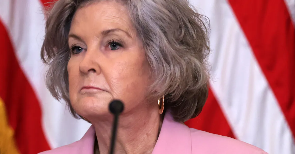 Trump’s Top Aide Freaks Out About What Trump’s Being Told on Iran War