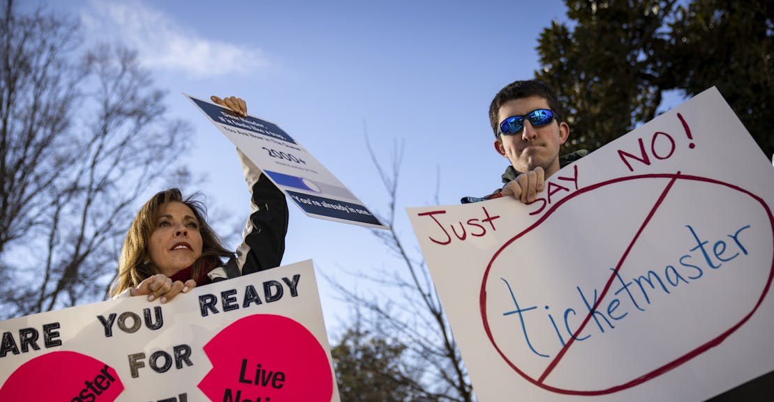 And Now, the Republicans Are the Party of Defending Businesses That Rip People Off And Now, the Republicans Are the Party of Defending Businesses That Rip People Off