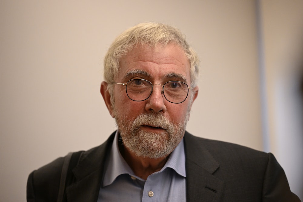 Paul Krugman attends a conference