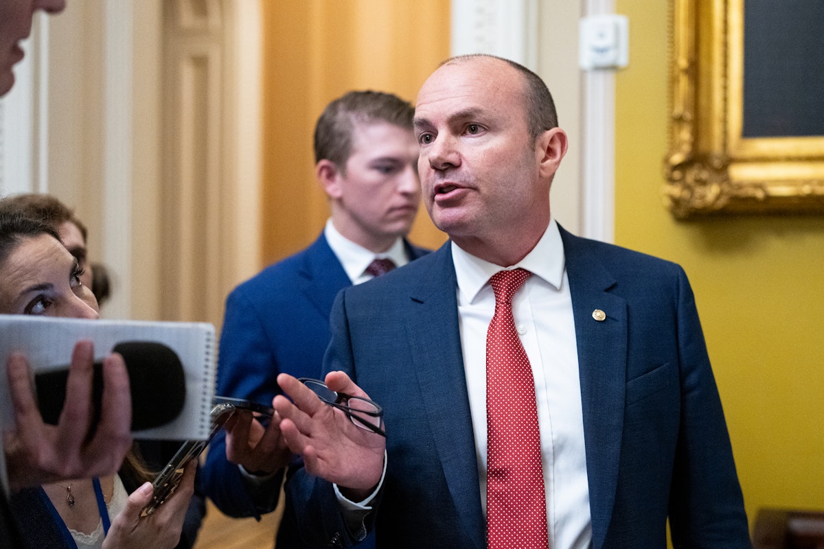 Mike Lee Cowardly Deletes Minnesota Tweets After Getting Called Out Mike Lee Cowardly Deletes Minnesota Tweets After Getting Called Out