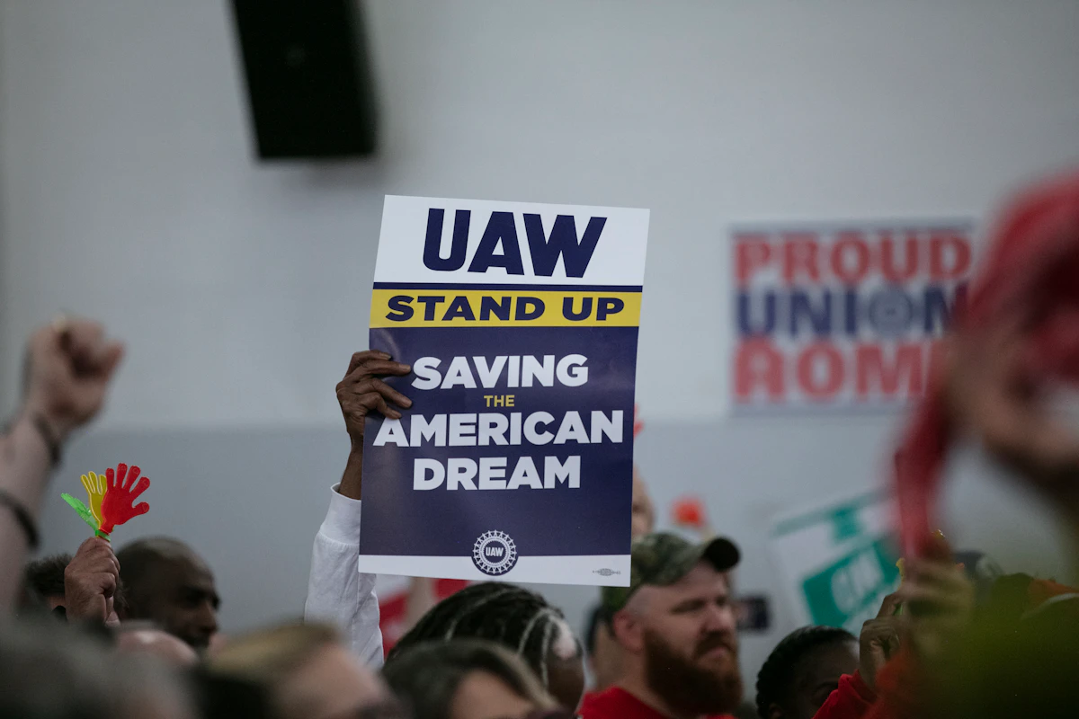 The “W” in UAW Stands for Win After Sweet Ford Deal The “W” in UAW Stands for Win After Sweet Ford Deal