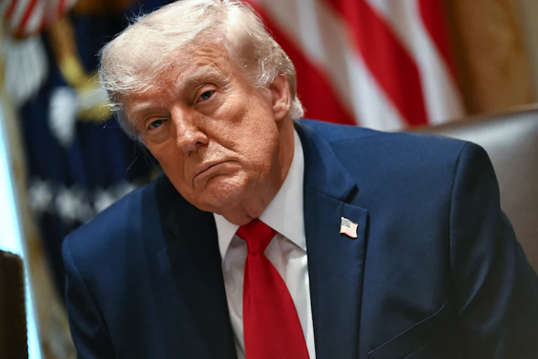 Donald Trump falling asleep