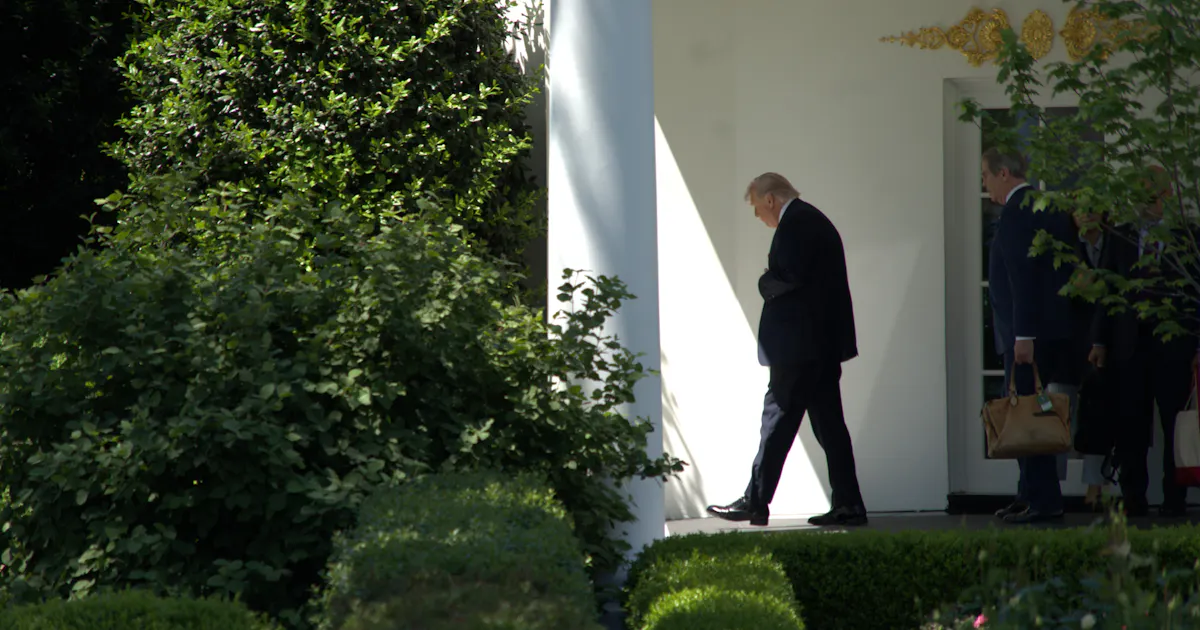 White House Lawyers Secretly Prep Trump Team for Brutal Midterms