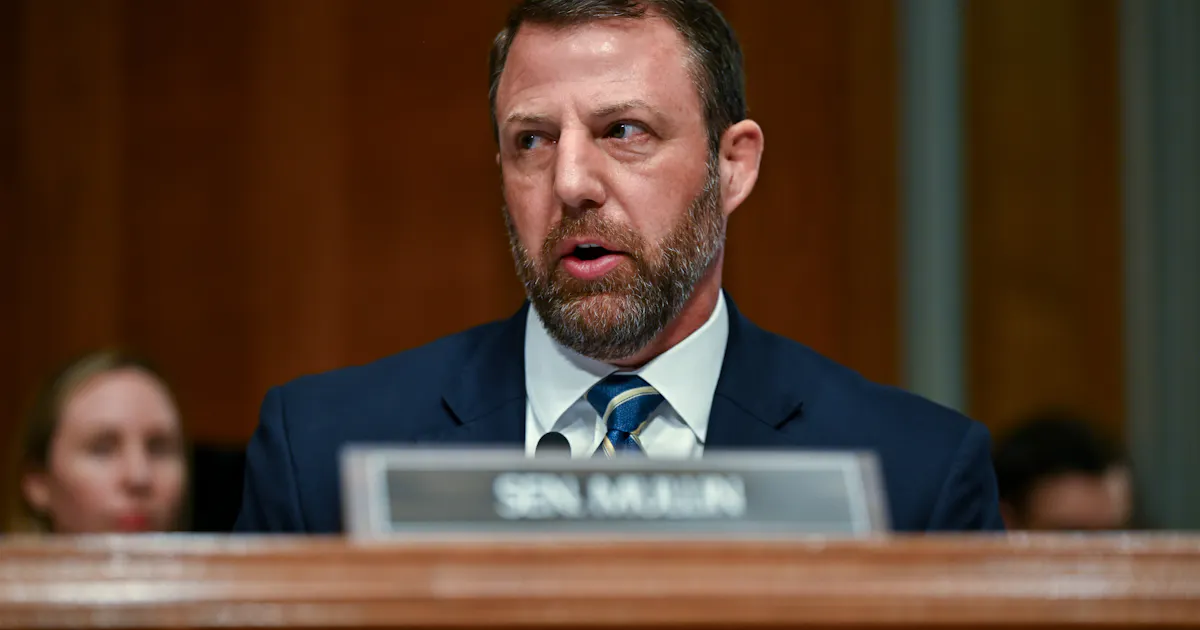 MAGA-Senator liefert die dümmste Verteidigung für Trumps Angriff auf den ...