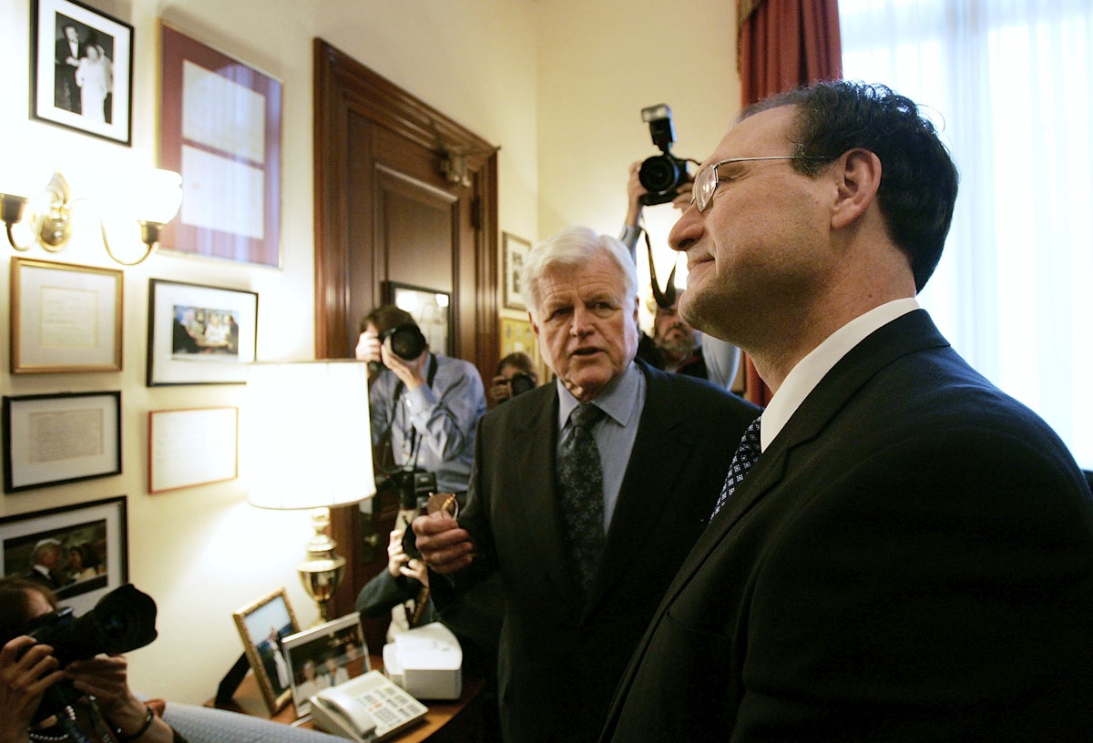 Samuel Alito meets with Ted Kennedy