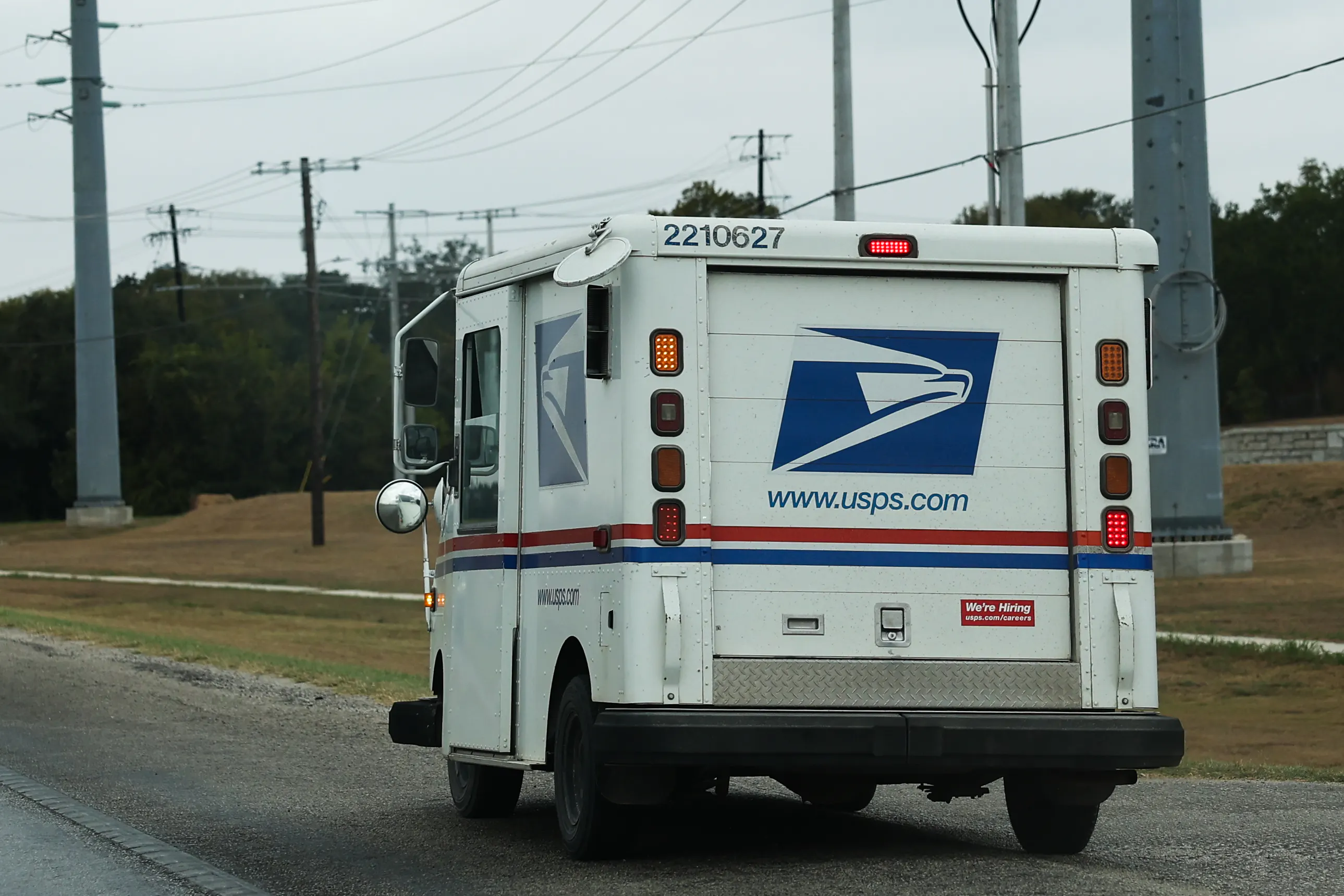 USPS mail truck