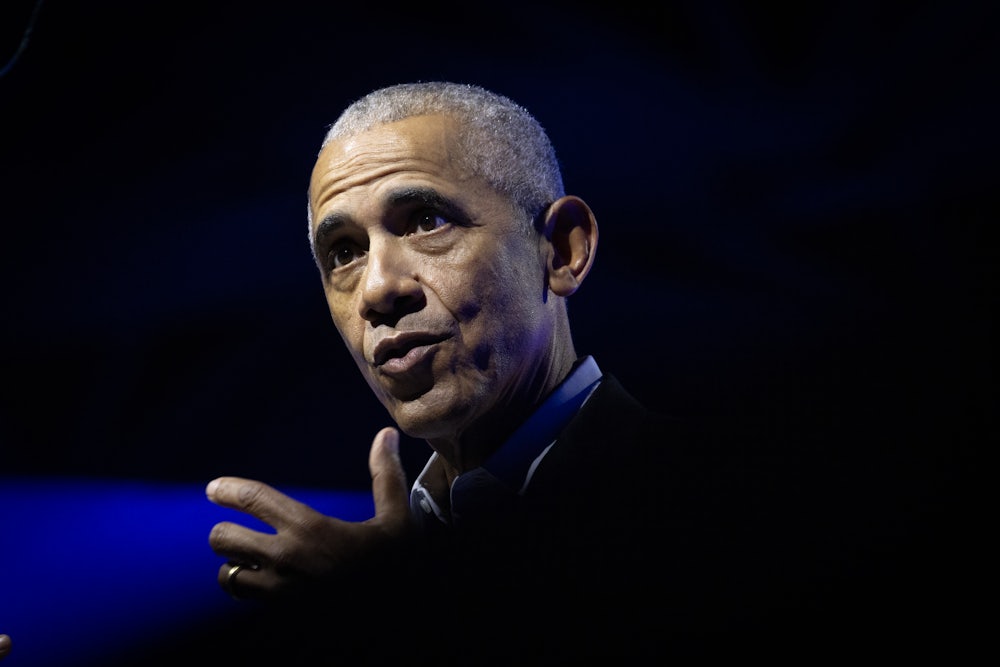 Obama gives speech