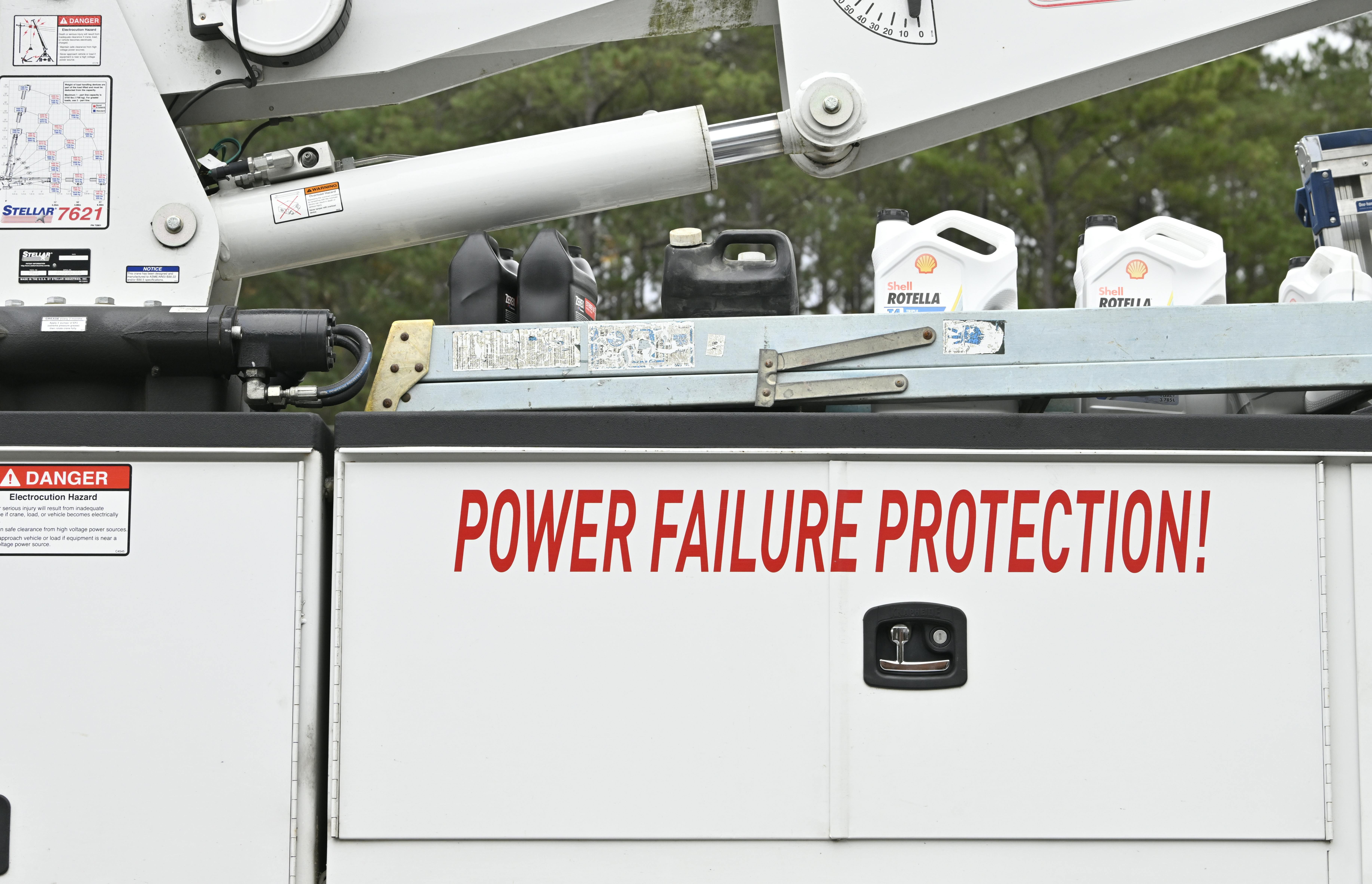 Four Washington Power Substations Attacked, Knocking Out Power For ...