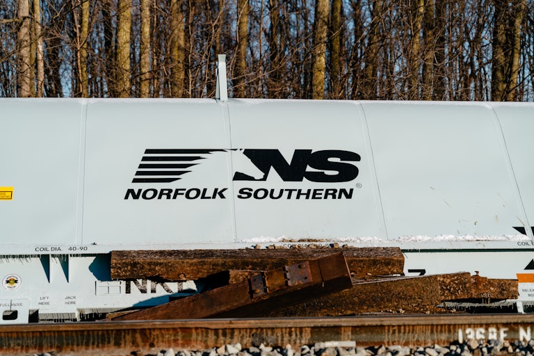Norfolk Southern train