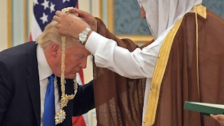 Trump receiving the Order of Abdulaziz al-Saud medal