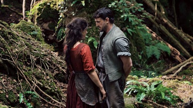 Jessie Buckley and Paul Mescal in Hamnet