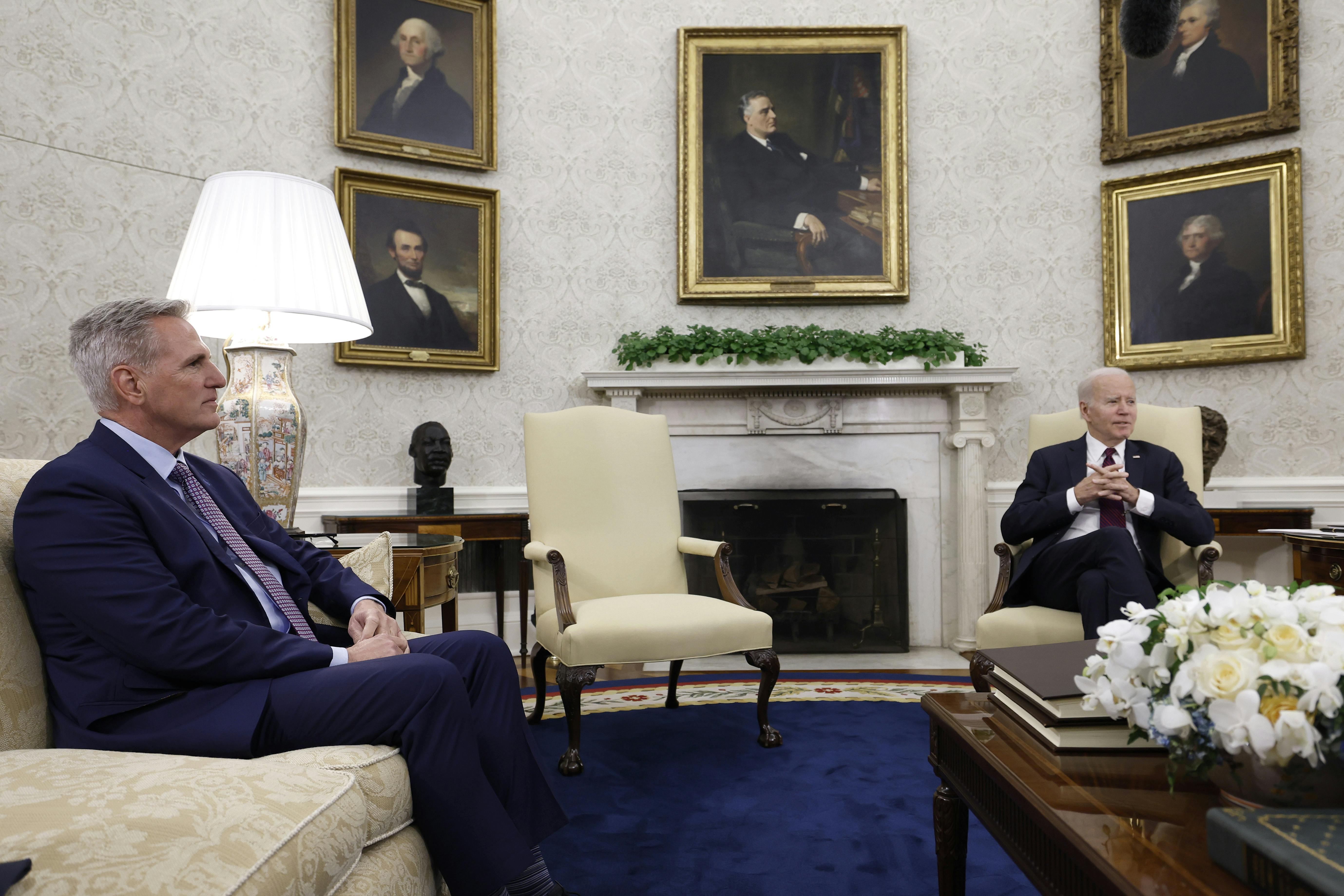 House Speaker Kevin McCarthy and President Biden in the Oval Office