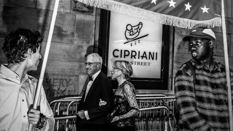 In early May, protesters forming a “billionaire blockade” confronted attendees of a dinner in New York City honoring hedge fund manager Paul Singer. The dinner was hosted by the conservative think tank the Manhattan Institute.