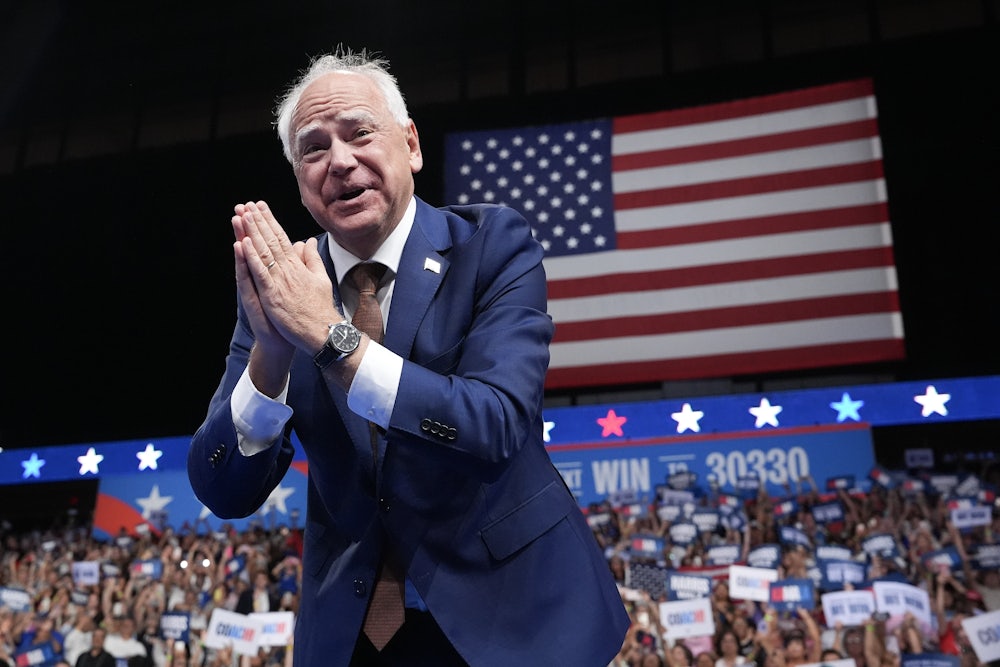 Tim Walz at a campaign rally in Glendale, Arizona