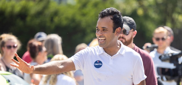 Pathetic: Vivek Ramaswamy Tried to Tweet a CNN Town Hall Into Existence Pathetic: Vivek Ramaswamy Tried to Tweet a CNN Town Hall Into Existence