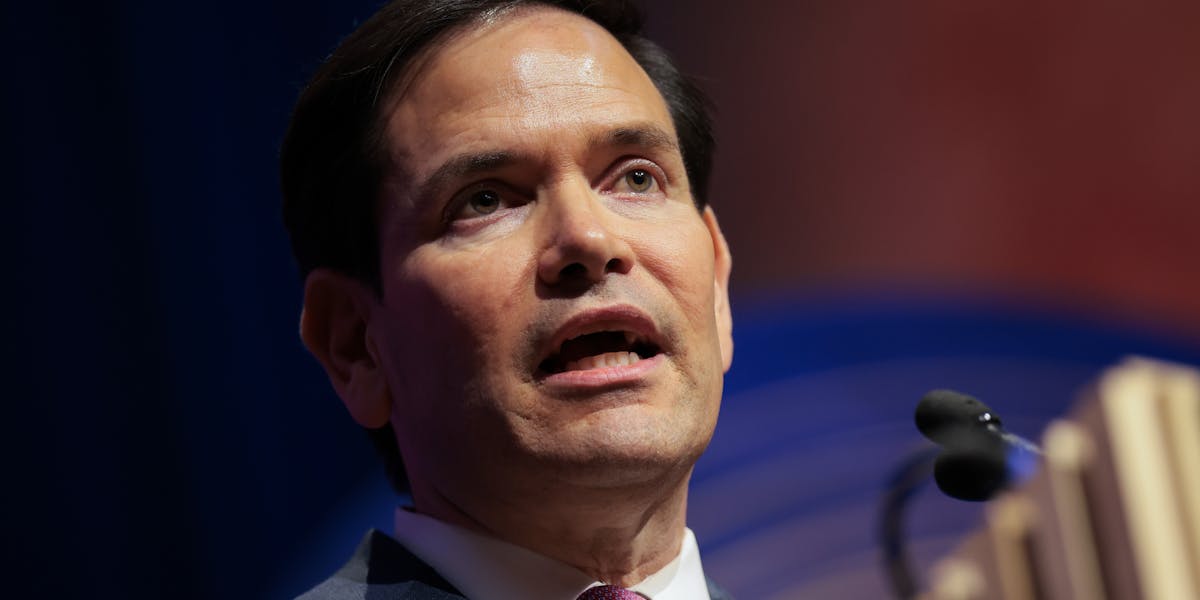 https://images.newrepublic.com/8ac939ebd4f59d66a1c2c75c01a1a1c100249d8d.jpeg?w=1200&h=600&crop=faces&fit=crop&fm=jpg