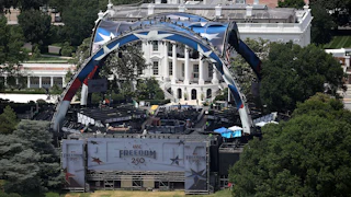 An aerial view of the UFC octagon at the White House