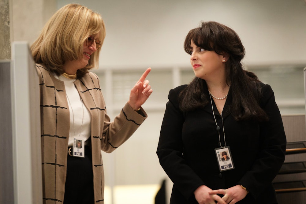 Sarah Paulson as Linda Tripp with Beanie Feldstein as Monica Lewinsky “Impeachment: American Crime Story” on FX