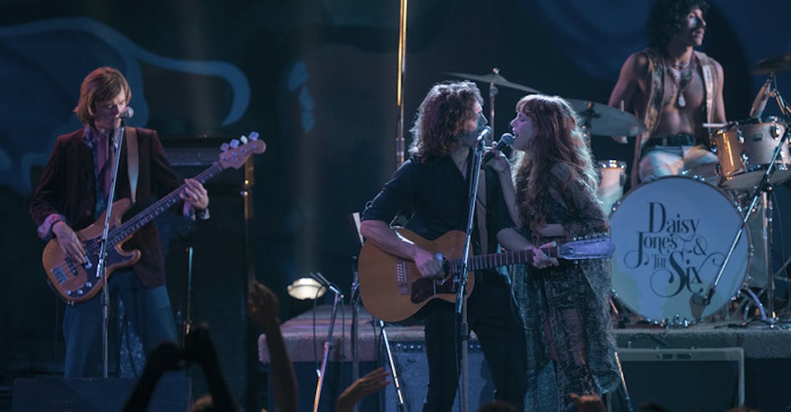 Daisy Jones and the Six’s Big, Bland ’70s Rock Drama Daisy Jones and the Six’s Big, Bland ’70s Rock Drama
