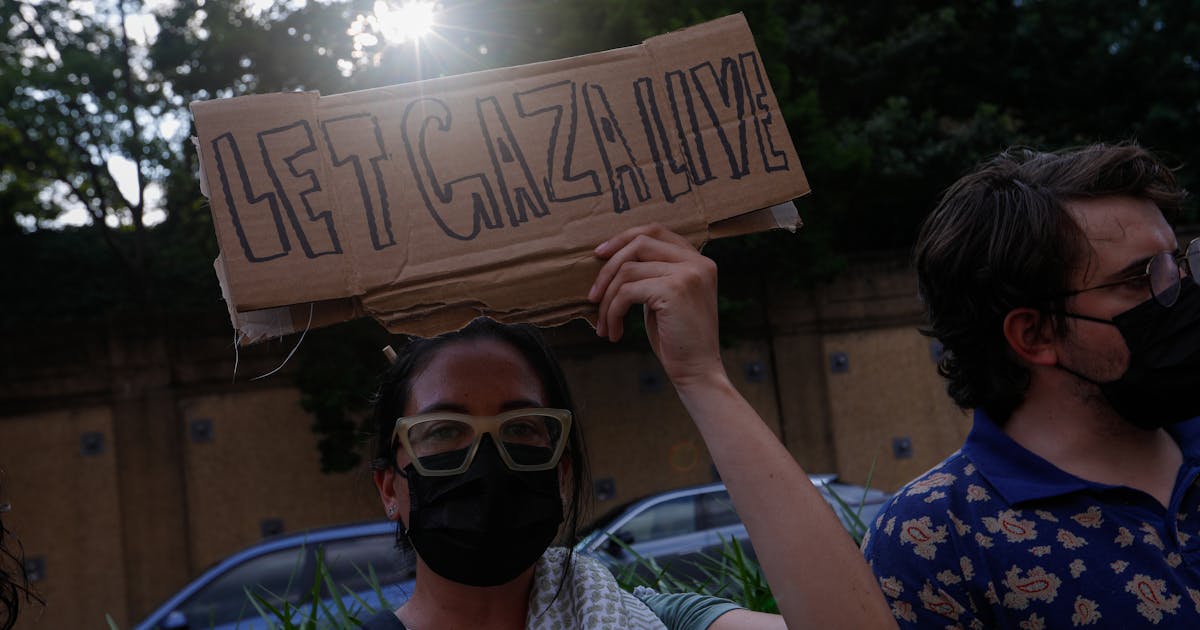 https://images.newrepublic.com/928ec96eecc131dd18df690ed25468c68ea1bafa.jpeg?w=1200&h=630&crop=faces&fit=crop&fm=jpg