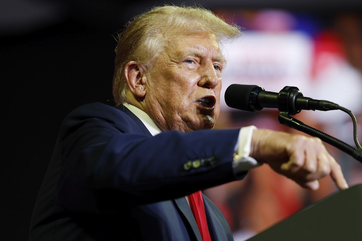 Trump Throws Late-Night Tantrum After Nancy Pelosi Calls Him Out Trump Throws Late-Night Tantrum After Nancy Pelosi Calls Him Out