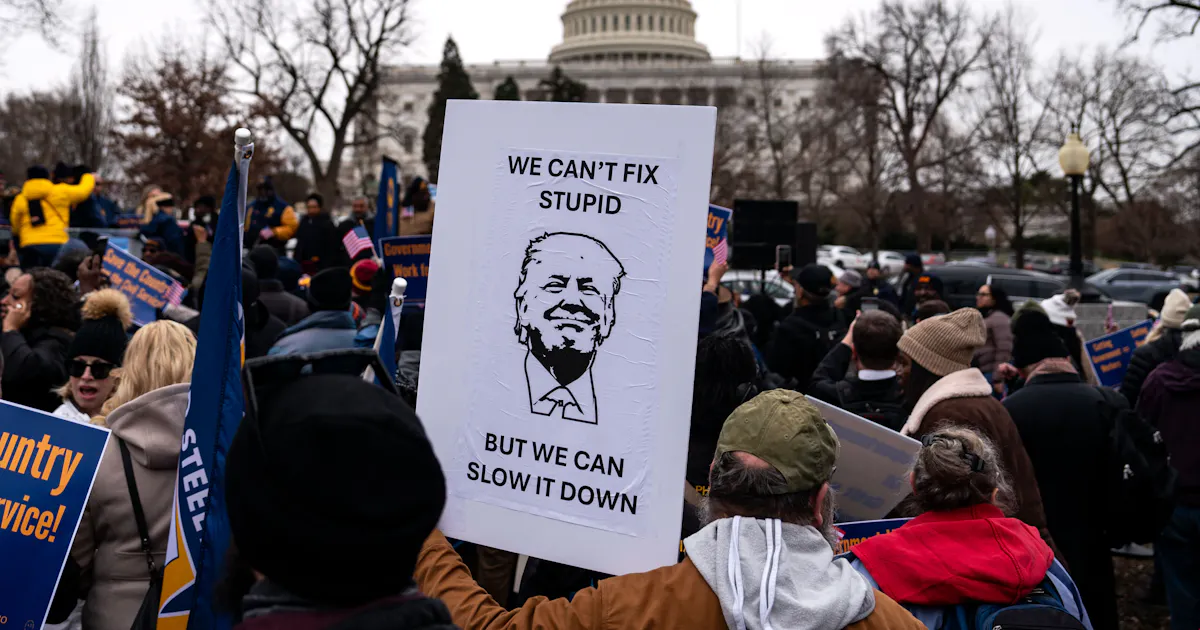 Trump’s Incompetence Is Botching His Own Deregulation Spree