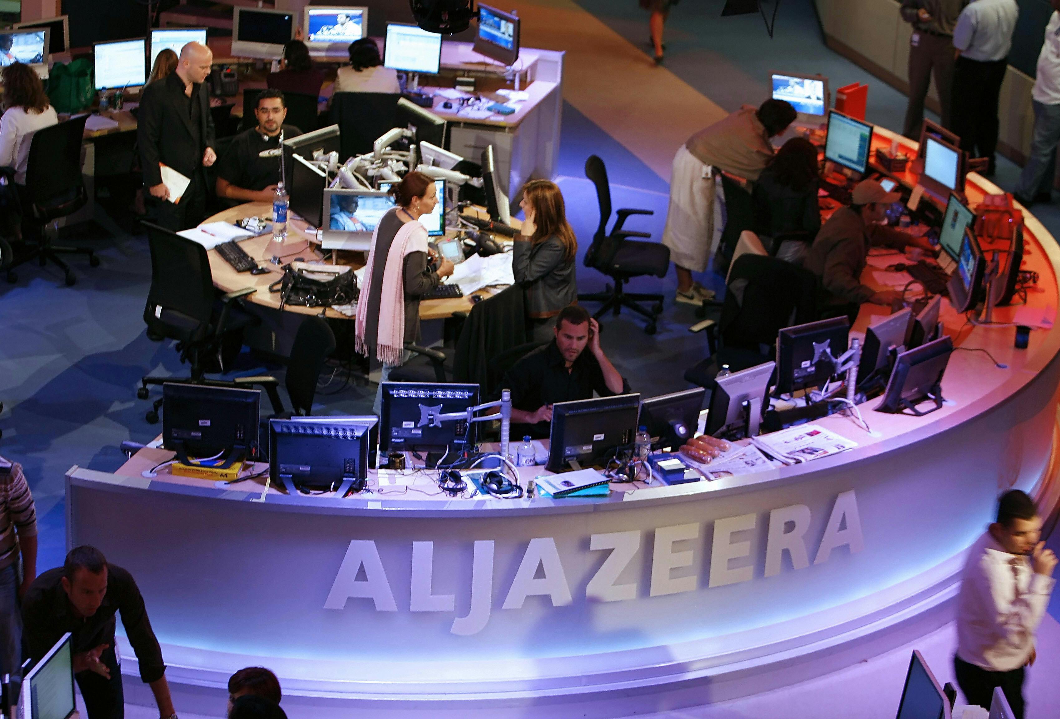 Новости аль джазира. Телекомпания Аль Джазира. Катарская Телекомпания "Аль-Джазира",. Катарский Телеканал Аль-Джазира TV шоу.