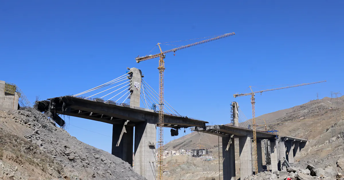 Trump Threatens War Crimes in Iran After Double-Tap on Major Bridge