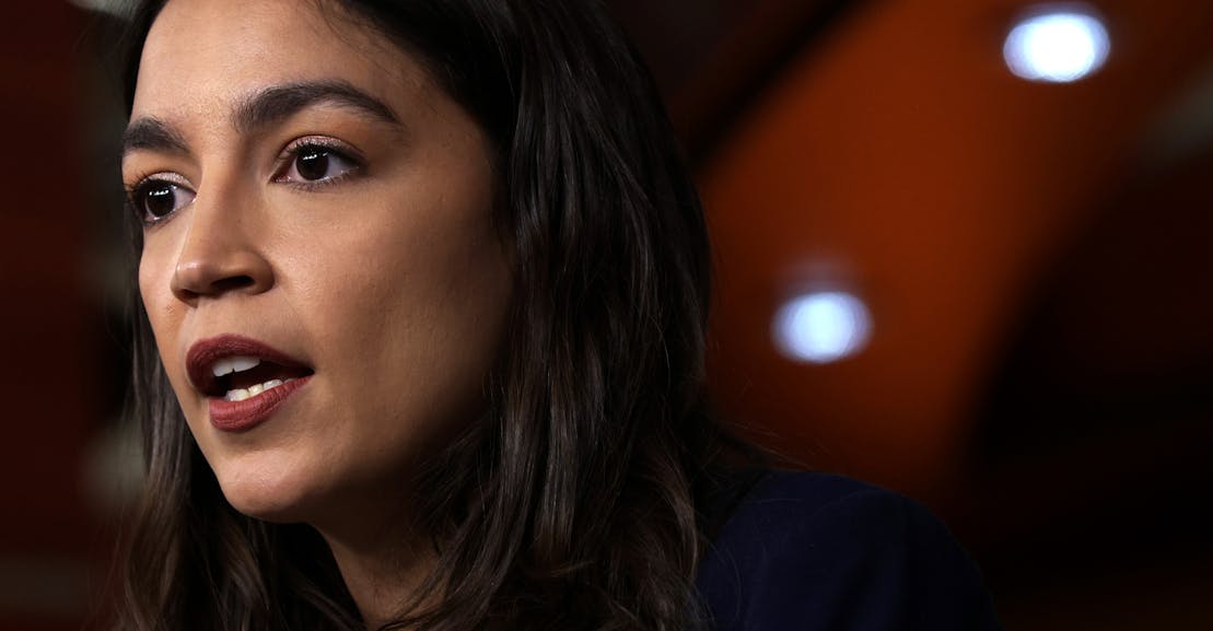 Alexandria Ocasio-Cortez Is Suddenly Having Problems With Twitter After Fighting Elon Alexandria Ocasio-Cortez Is Suddenly Having Problems With Twitter After Fighting Elon