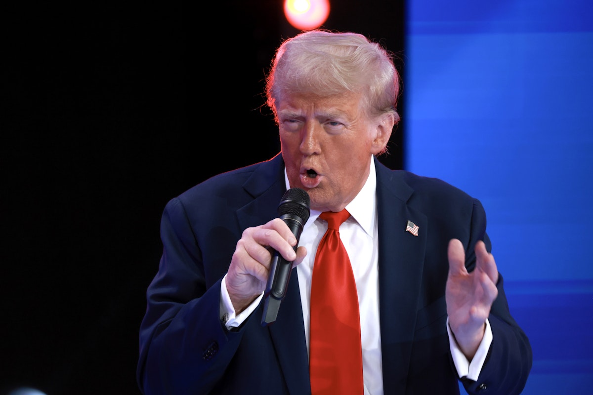 Trump Trashes Democrats After Fake Outrage Over Biden “Garbage” Quote Trump Trashes Democrats After Fake Outrage Over Biden “Garbage” Quote