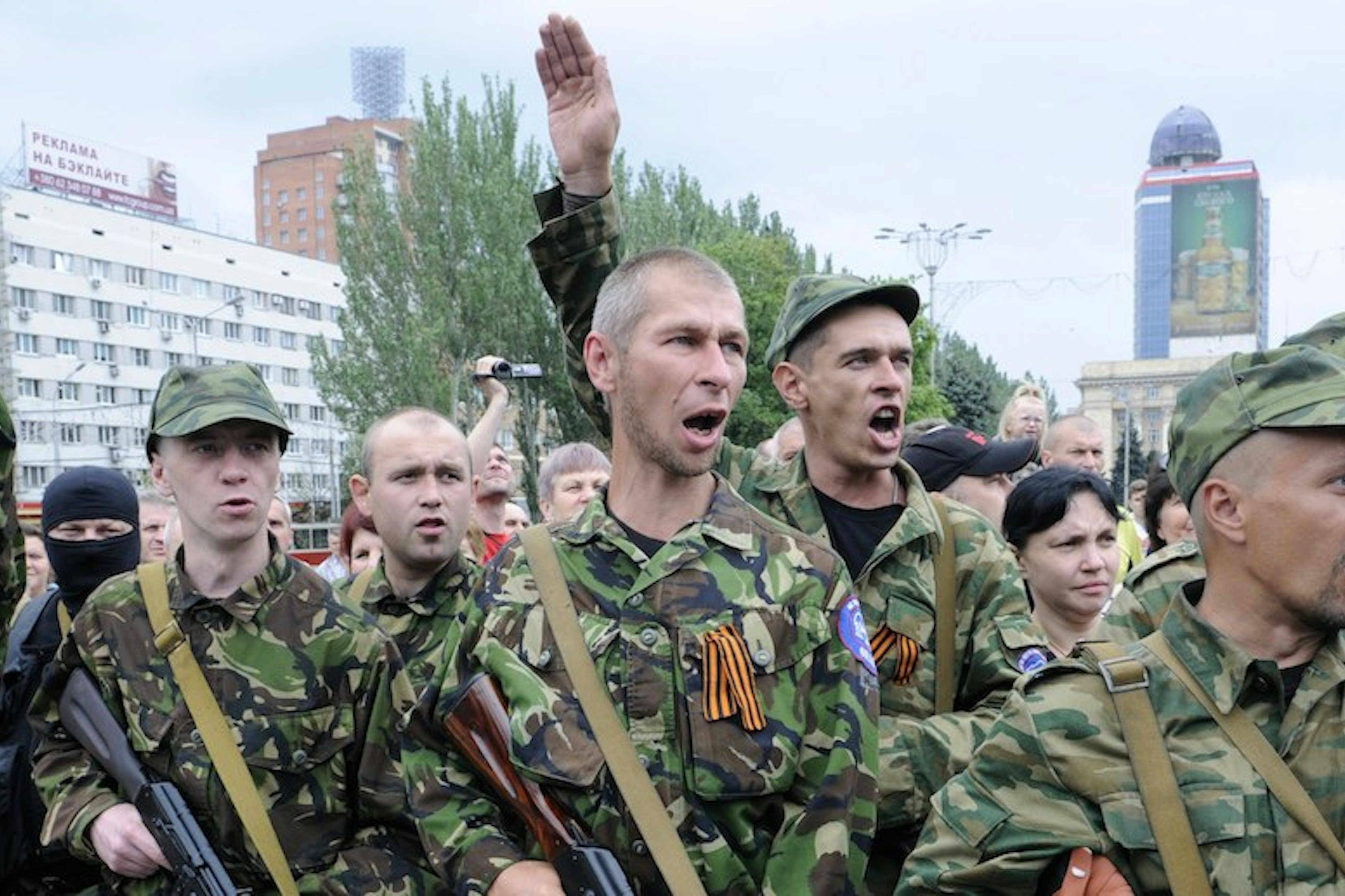 Russia Blocks Ukrainian Rebels From Crossing Border Into Russia | The ...