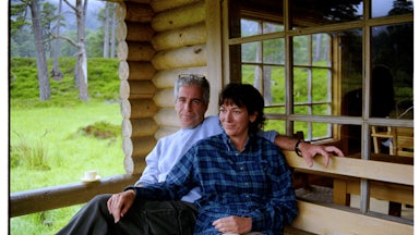 Jeffrey Epstein and Ghislaine Maxwell sit close together on a bench