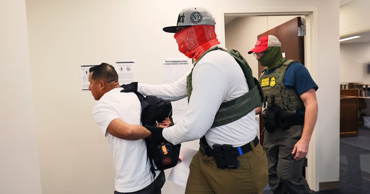 Democratic Bill Would Force ICE Agents to Unmask and ID Themselves