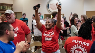Volkswagen workers in Chattanooga, Tennessee, celebrate their unionization